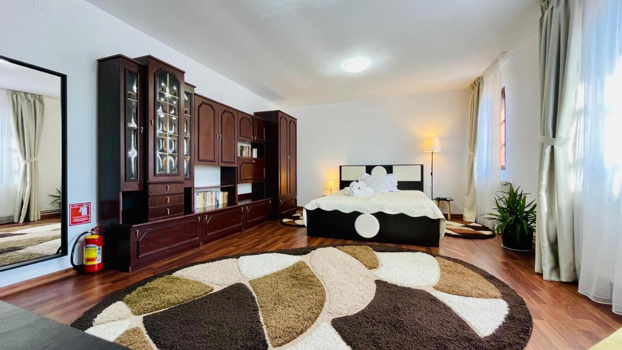Leto House Apartman Zsilvásárhely Kültér fotó