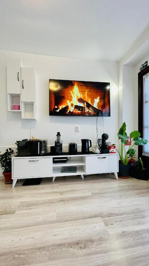 Leto House Apartman Zsilvásárhely Kültér fotó