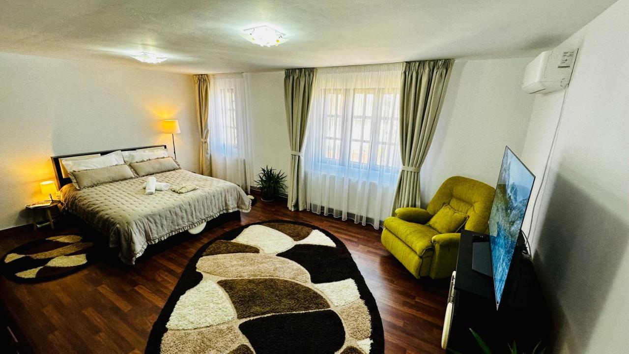 Leto House Apartman Zsilvásárhely Kültér fotó
