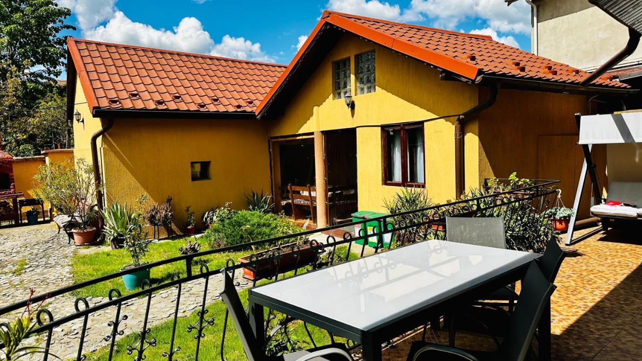 Leto House Apartman Zsilvásárhely Kültér fotó