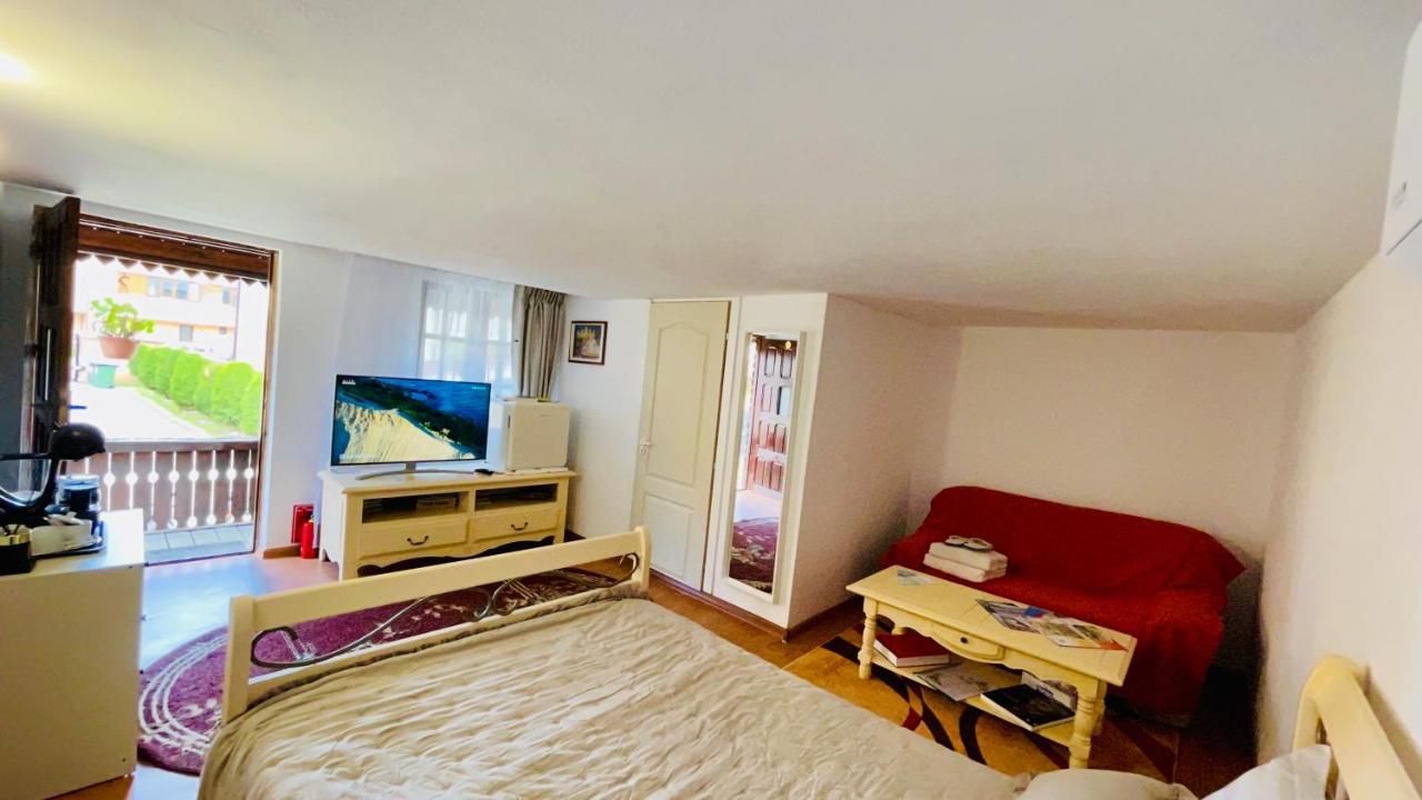 Leto House Apartman Zsilvásárhely Kültér fotó